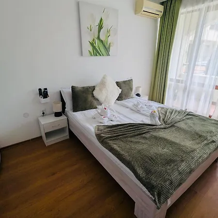 Апартаменты Chateau Del Mar C31a Sunny