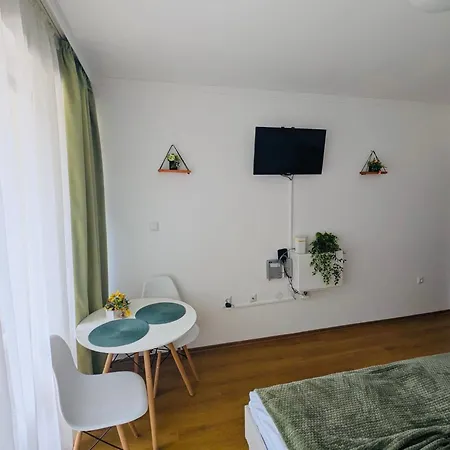 Апартаменты Chateau Del Mar C31a Sunny *